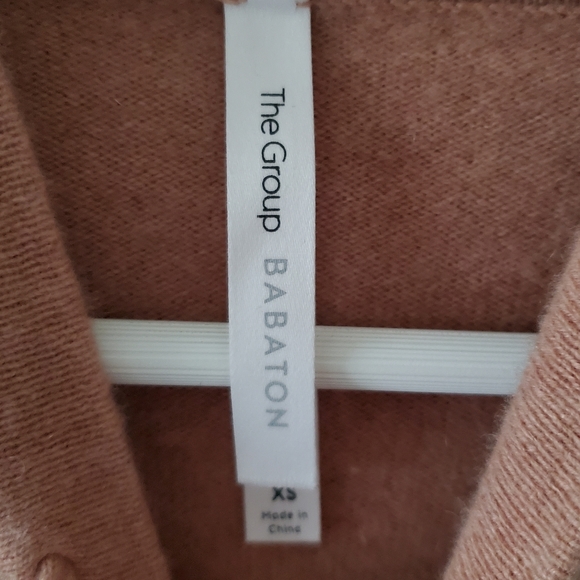 Aritzia Soft Pink Hooded Cashmere-Blend Sweater - Picture 3 of 13